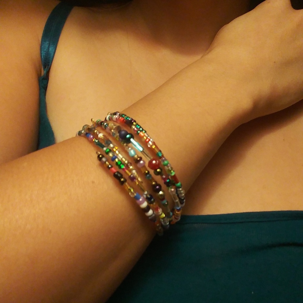 Bracelets - Picture 6 of 8